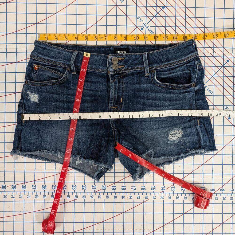 Hudson dark wash cutoff denim shorts, size 28 - Picture 8 of 8